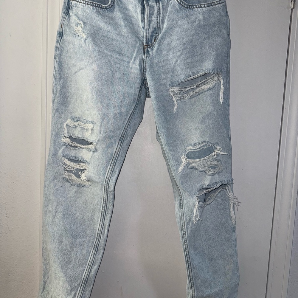 Blue Boyfriend Jeans with Distressed Vintage Wash
